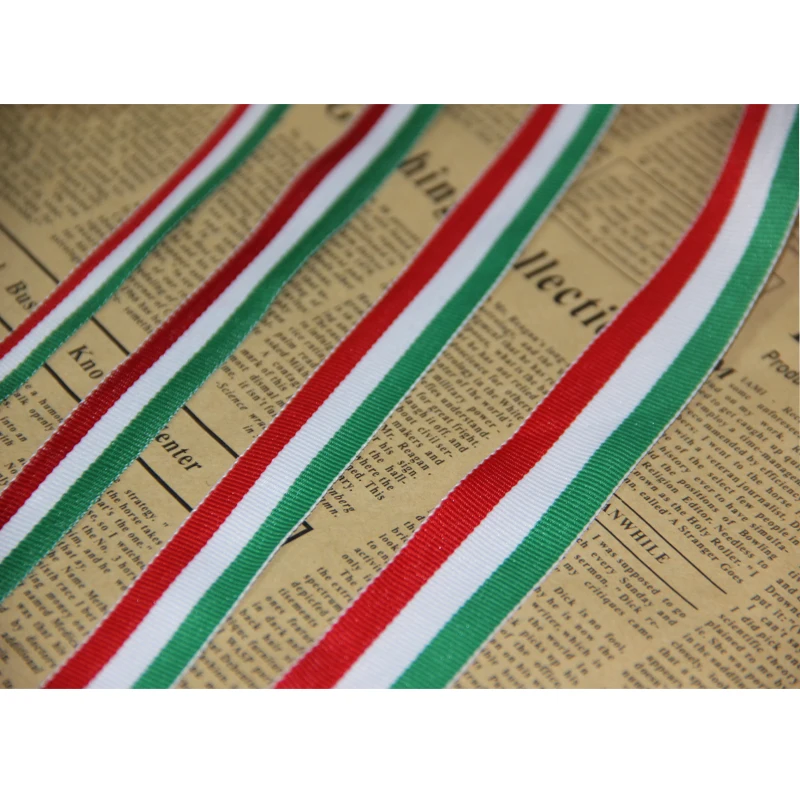 50Yards/Roll Three Color GreenWhite Red Grosgrain Webbing Ribbon for Fresh Flower Bunch Bouquet Gifts Boxes Packing Decoration
50Yards/Roll Three Color GreenWhite Red Grosgrain Webbing Ribbon for Fresh Flower Bunch Bouquet Gifts Boxes Packing Decoration