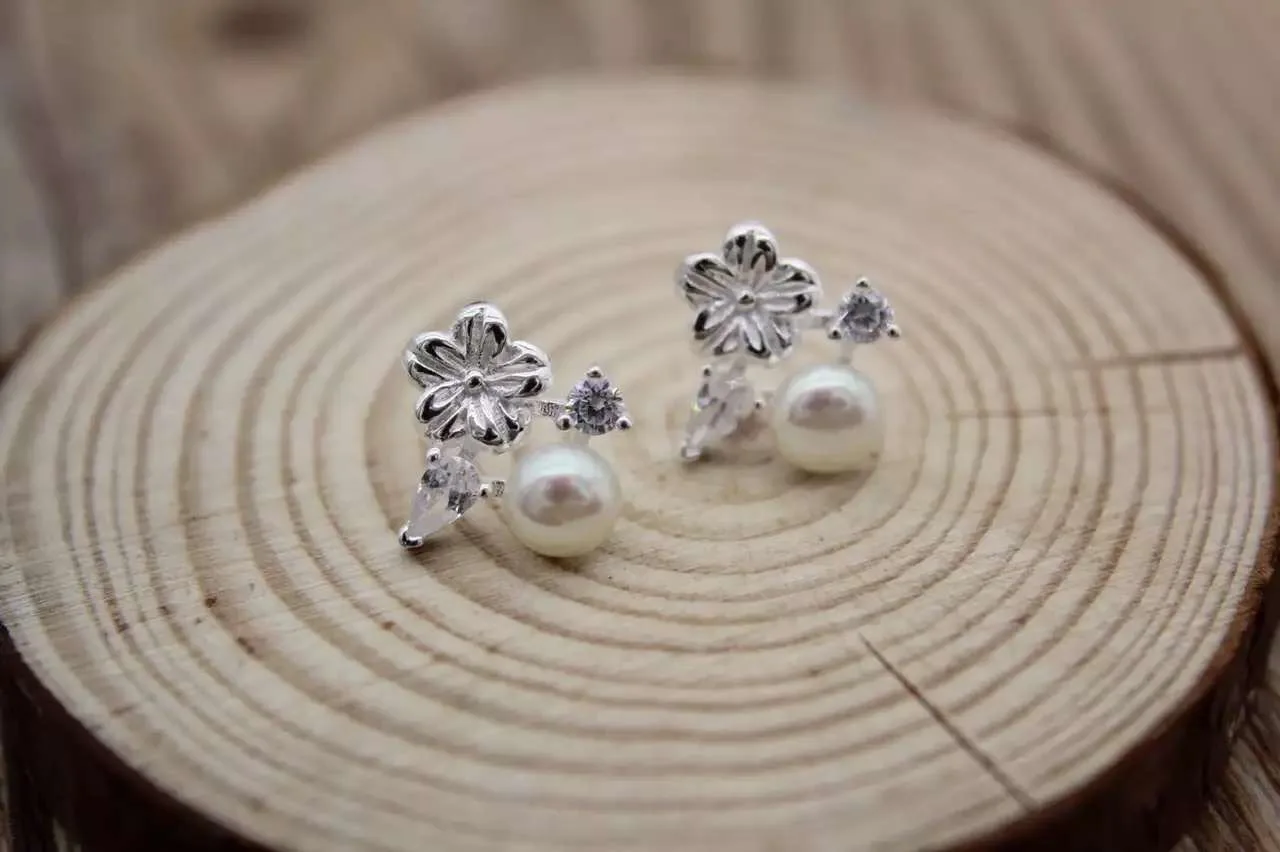Sterling SV Earrings Female Korean Earrings Sweet Natural Freshwater Pearl Earrings for Women
Sterling SV Earrings Female Korean Earrings Sweet Natural Freshwater Pearl Earrings for Women