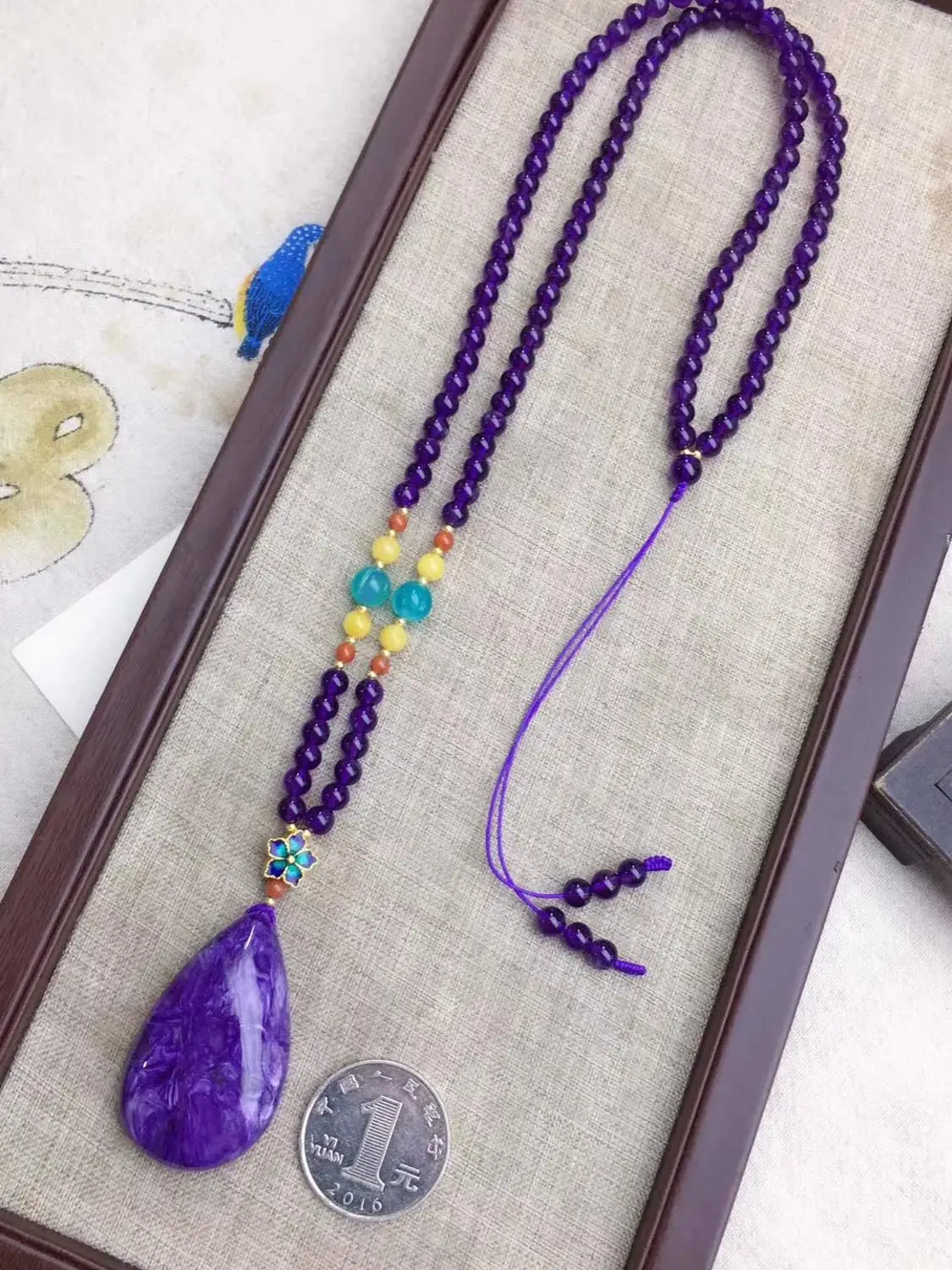 Top Quality Natural Purple Charoite Gemstone Women Pendant 43x26x10mm Fashion Beads Charoite Necklace Jewelry AAAAA
Top Quality Natural Purple Charoite Gemstone Women Pendant 43x26x10mm Fashion Beads Charoite Necklace Jewelry AAAAA