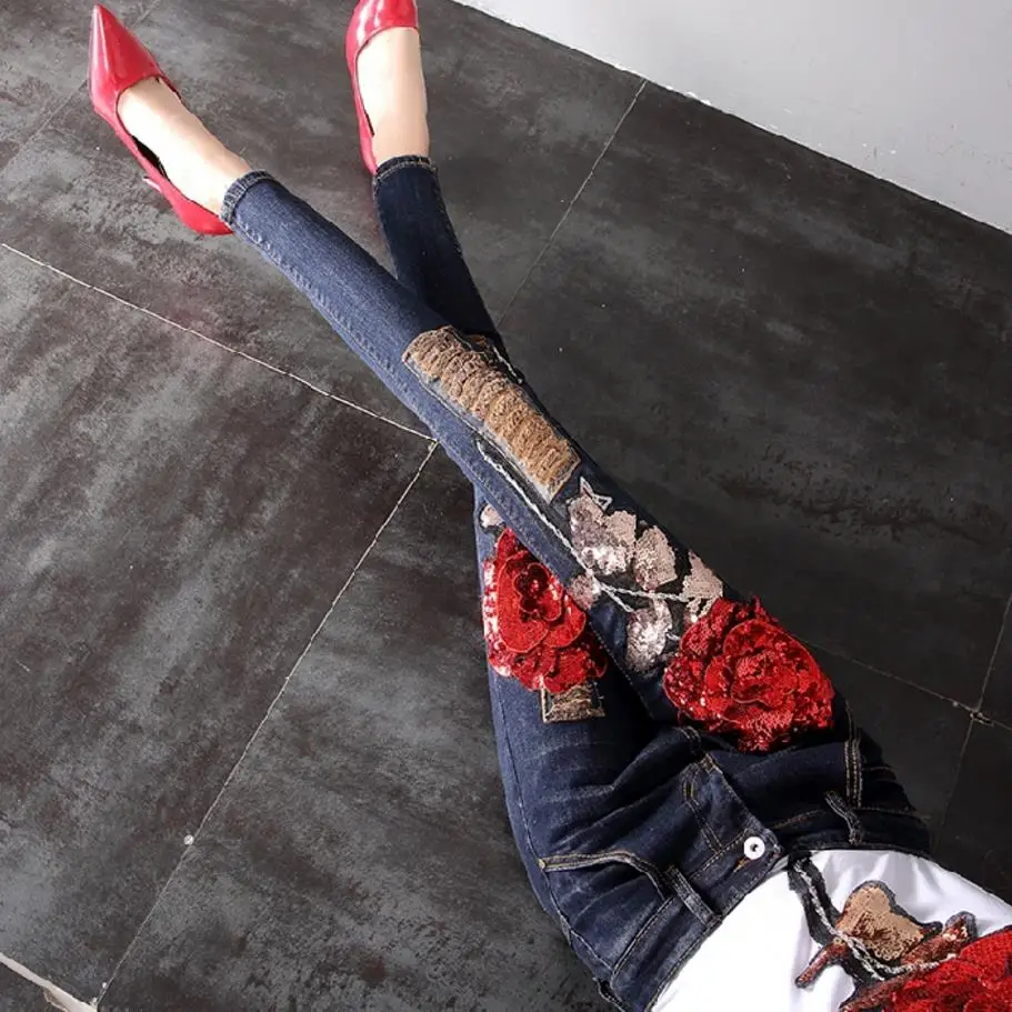 2020 autumn 3D Red Rose Sequins Jeans Without Ripped Women Fashion Flowers Denim skinny Women Jeans
2020 autumn 3D Red Rose Sequins Jeans Without Ripped Women Fashion Flowers Denim skinny Women Jeans