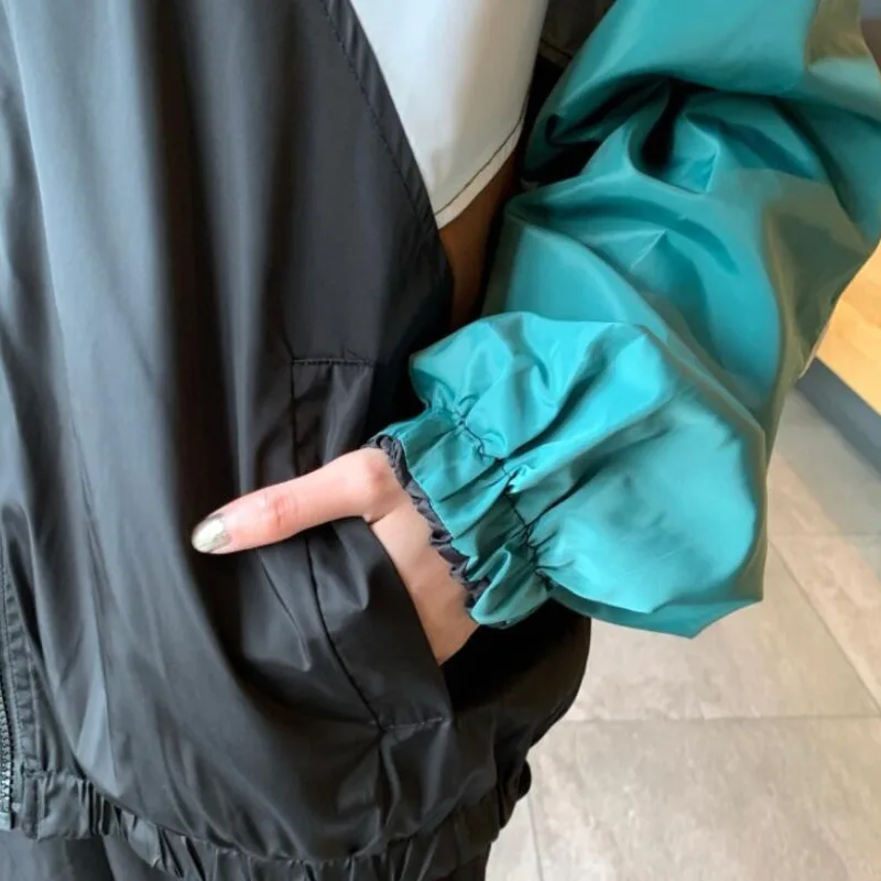 #5605 Spliced Color Plus Size Jacket With Hooded Loose Harajuku Sunscreen Coat Women Hip Hop Windbreaker Thin Spring Summer
#5605 Spliced Color Plus Size Jacket With Hooded Loose Harajuku Sunscreen Coat Women Hip Hop Windbreaker Thin Spring Summer