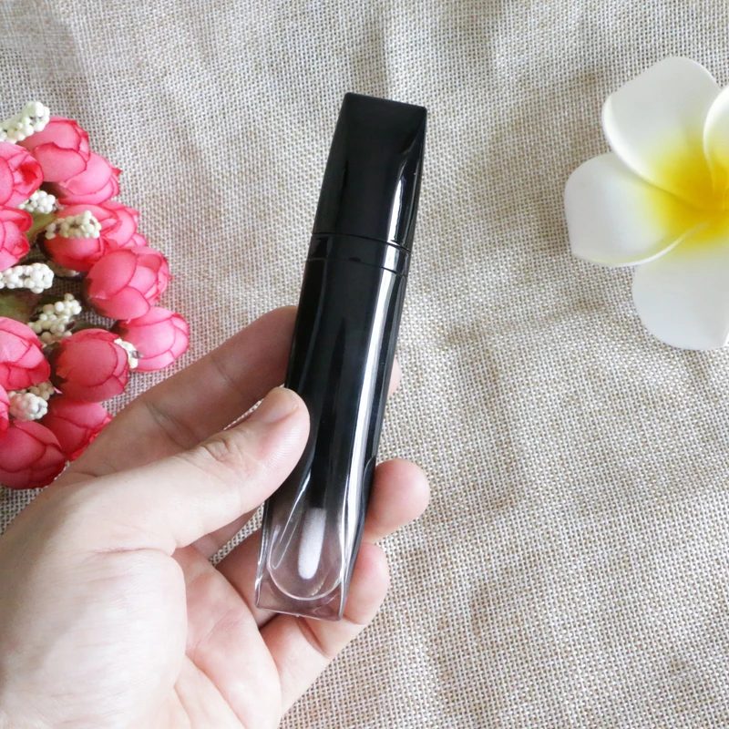 5ml Gradient Black Empty Lip Gloss Tube Travel Mini Liquid Batom Lip Serum Sleeping Mask Base Foundation Container Bottle 200pcs
5ml Gradient Black Empty Lip Gloss Tube Travel Mini Liquid Batom Lip Serum Sleeping Mask Base Foundation Container Bottle 200pcs