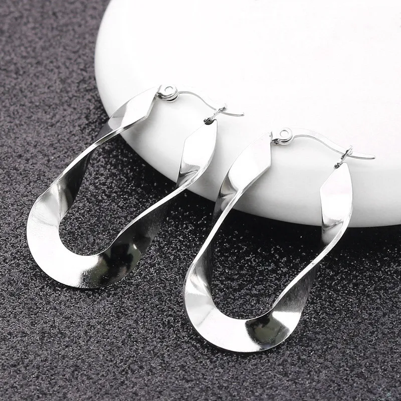 Trendy Classic Stainless steel Gold Silver Color Twist Ellipse Shaped Stud Earring For Women Ear Jewelry
Trendy Classic Stainless steel Gold Silver Color Twist Ellipse Shaped Stud Earring For Women Ear Jewelry