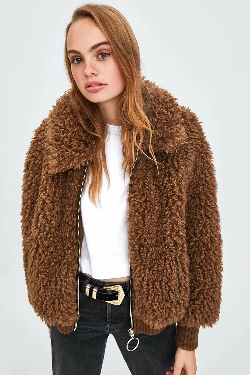 Faux lambswool lapel women jacket basic coat Winter solid warm zipper short jacket Autumn outerwear 2018 female suede overcoat
Faux lambswool lapel women jacket basic coat Winter solid warm zipper short jacket Autumn outerwear 2018 female suede overcoat