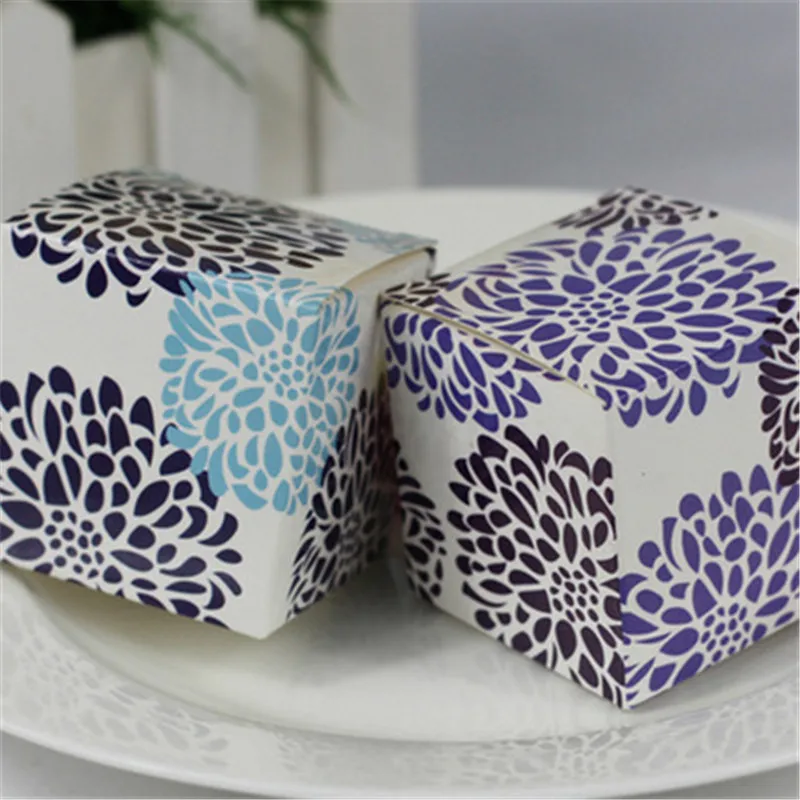 200pcs DIY European Candy Boxes Wedding Favors Creative Flower Paper Candy Box Retro Paper Birthday Gift Box Free Shipping
200pcs DIY European Candy Boxes Wedding Favors Creative Flower Paper Candy Box Retro Paper Birthday Gift Box Free Shipping