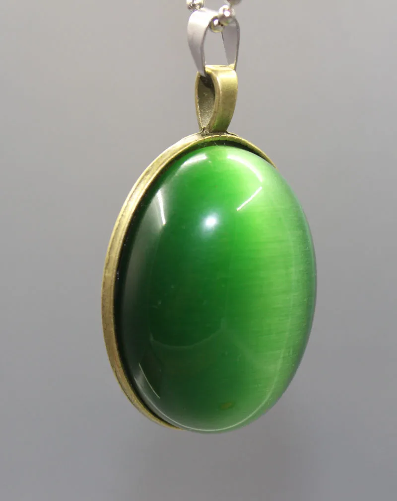 Natural handmade green cat eye pendant Women bracelet Amulet Jewelry free shipping
Natural handmade green cat eye pendant Women bracelet Amulet Jewelry free shipping