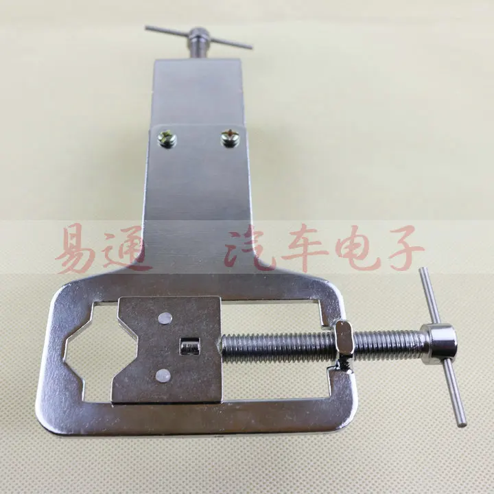 GOSO 360 Degree Adjustable Metal Alloy Adjustable Locksmith Tools Softcover Type Key Practice Lock Vise Clamps
GOSO 360 Degree Adjustable Metal Alloy Adjustable Locksmith Tools Softcover Type Key Practice Lock Vise Clamps