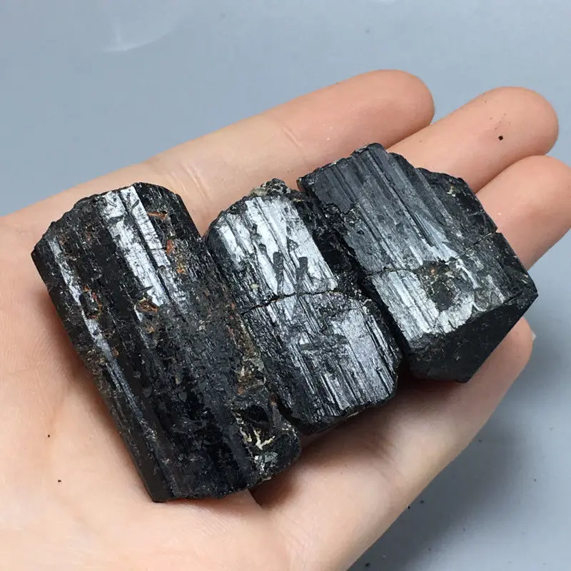 3pcs Raw Black Tourmaline Mineral Specimen Chakra Crystals and stones Metaphysical air cleaning for healing stone 30-40mm
3pcs Raw Black Tourmaline Mineral Specimen Chakra Crystals and stones Metaphysical air cleaning for healing stone 30-40mm