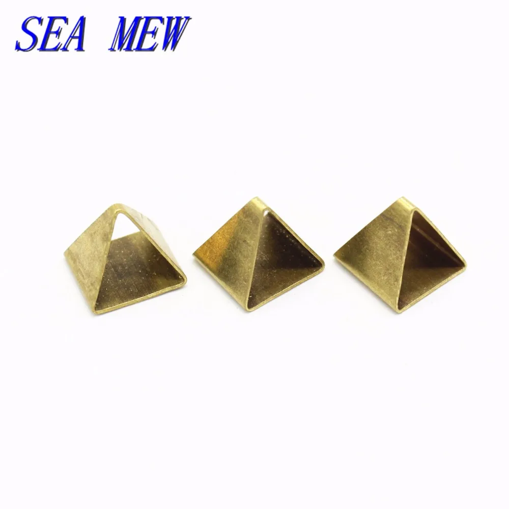 SEA MEW 100 PCS 12*12*11mm Metal Raw Brass Hollow Out Triangle Tube Beads DIY Findings For Jewelry Making
SEA MEW 100 PCS 12*12*11mm Metal Raw Brass Hollow Out Triangle Tube Beads DIY Findings For Jewelry Making
