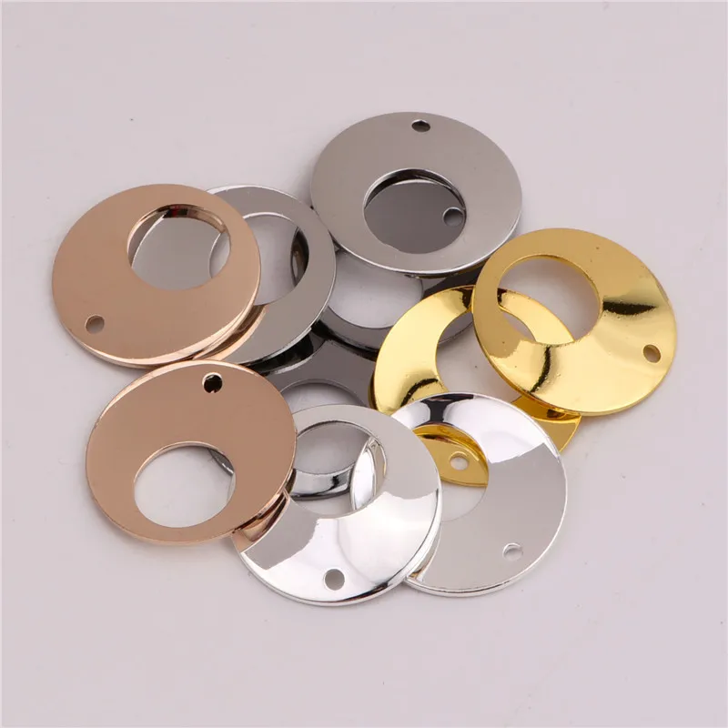 50pcs/lot size 16.5mm copper gold silver color blank Hollow Circular charm pendant accessories for bracelet DIY jewelry making
50pcs/lot size 16.5mm copper gold silver color blank Hollow Circular charm pendant accessories for bracelet DIY jewelry making