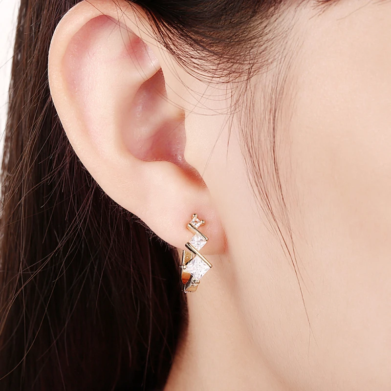 Garilina Trendy gold Square White Cubic Zirconia Women's Clip Earrings Wedding New Year Christmas Day Gifts E2236
Garilina Trendy gold Square White Cubic Zirconia Women's Clip Earrings Wedding New Year Christmas Day Gifts E2236