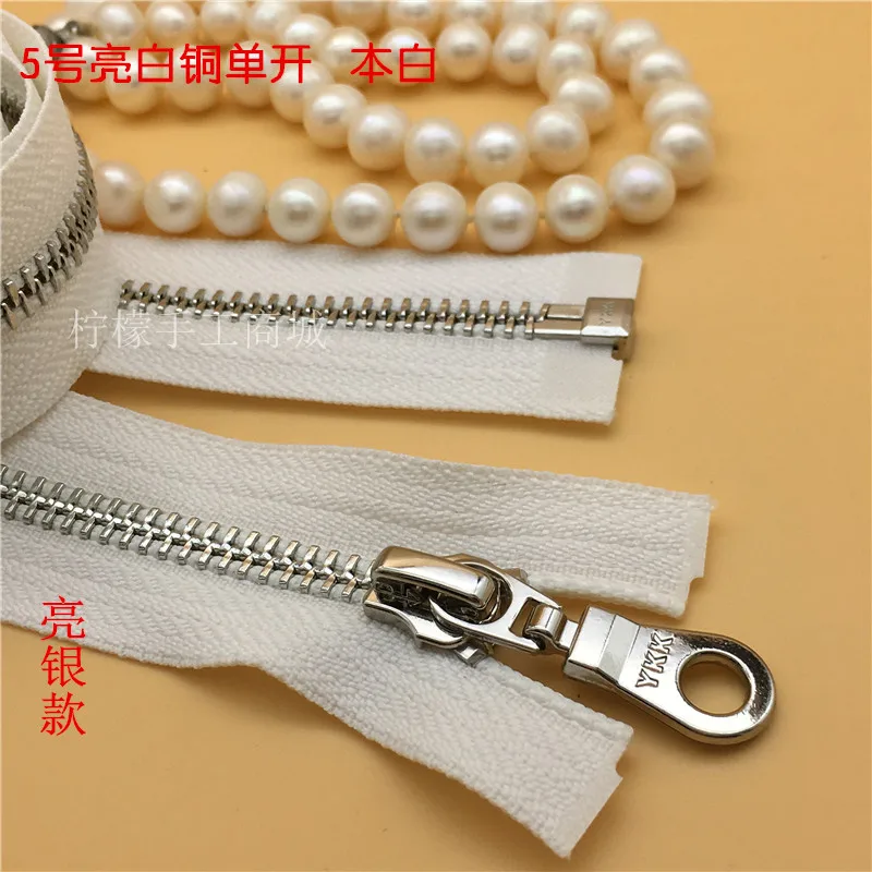YKK5 metal bright copper-plated single open zipper 50-120cm white coat garment bright silver section
YKK5 metal bright copper-plated single open zipper 50-120cm white coat garment bright silver section