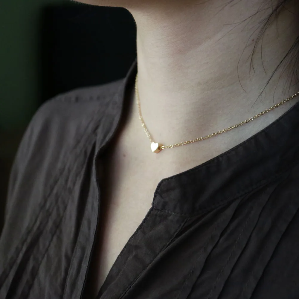Fashion Love Heart Pendant Necklace For Women Golden Silver Color trendy Necklace Simple heart Neck Jewelry female
Fashion Love Heart Pendant Necklace For Women Golden Silver Color trendy Necklace Simple heart Neck Jewelry female