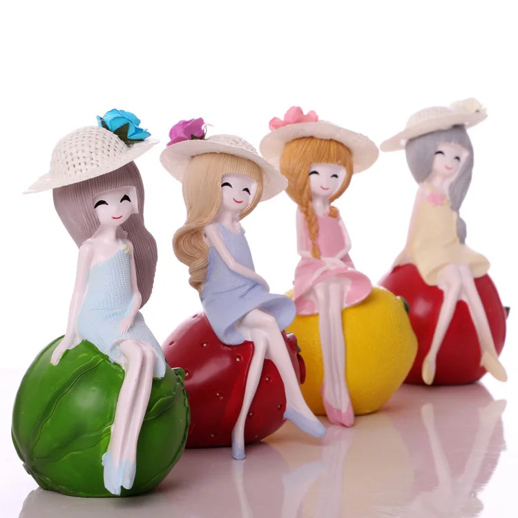 Modern living room wine cabinet TV cabinet crafts couple cartoon home mini ornaments ornaments wedding gifts
Modern living room wine cabinet TV cabinet crafts couple cartoon home mini ornaments ornaments wedding gifts