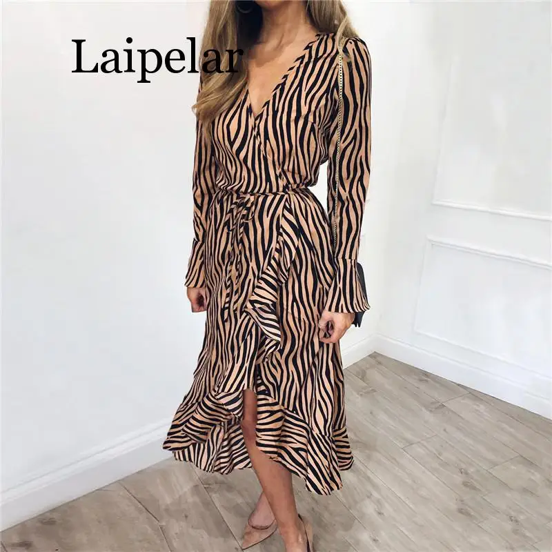 Long Dresses 2019 Women Zebra Print Beach Chiffon Dress Casual Long Sleeve V Neck Ruffles Elegant Party Dress Vestidos
Long Dresses 2019 Women Zebra Print Beach Chiffon Dress Casual Long Sleeve V Neck Ruffles Elegant Party Dress Vestidos