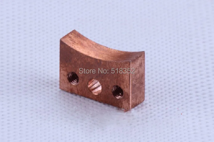 135014443 Charmilles C413 Half-moon Shaped Carbon Brush, Low Speed Wire EDM Machine Spare Parts
135014443 Charmilles C413 Half-moon Shaped Carbon Brush, Low Speed Wire EDM Machine Spare Parts