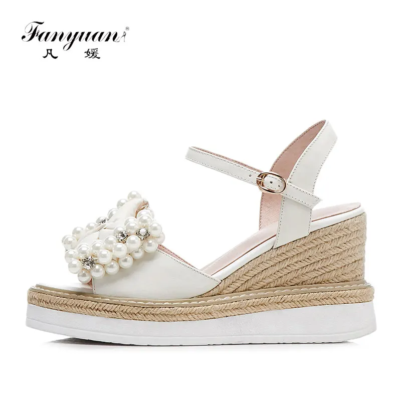 Fanyuan Leather Sandals Women Wedges Heel Platform Sandals Sweet Pearl Bowtie Bohemian Hemp Wedge Summer Shoes High Heel Sandals
Fanyuan Leather Sandals Women Wedges Heel Platform Sandals Sweet Pearl Bowtie Bohemian Hemp Wedge Summer Shoes High Heel Sandals