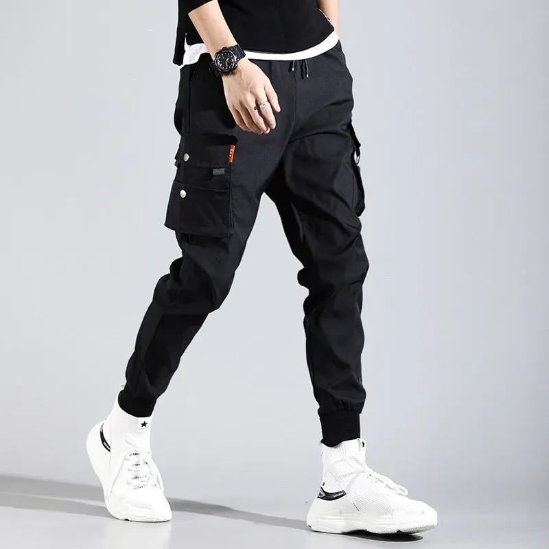Hip Hop Men Pantalones Hombre High Street Kpop Casual Cargo Pants with Many Pockets Joggers Modis Streetwear Trousers Harajuku
Hip Hop Men Pantalones Hombre High Street Kpop Casual Cargo Pants with Many Pockets Joggers Modis Streetwear Trousers Harajuku