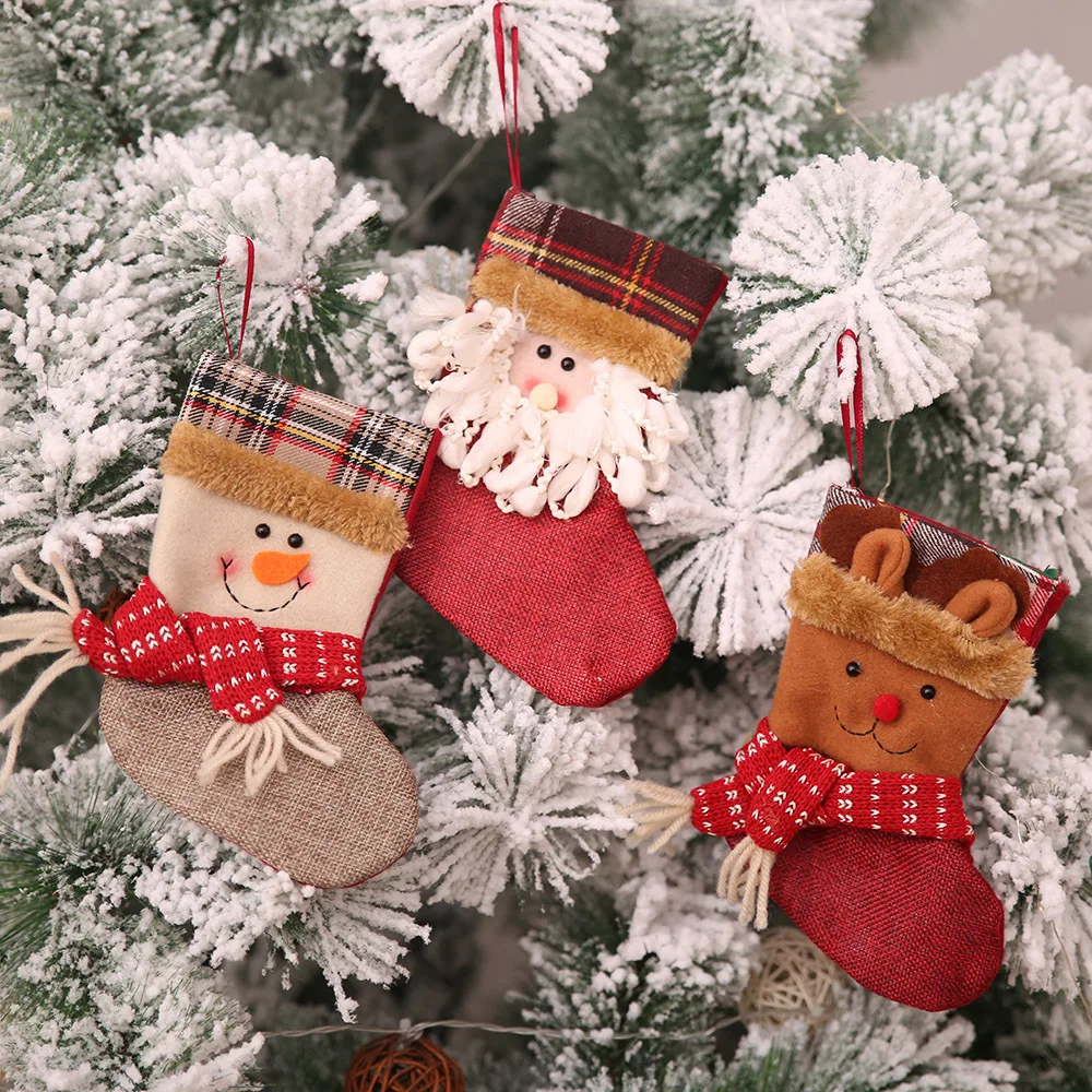 Festive Party Supplies Christmas Stockings Christmas Tree Decorations Socks Children Candy Gift Bags 9pc/lot
Festive Party Supplies Christmas Stockings Christmas Tree Decorations Socks Children Candy Gift Bags 9pc/lot