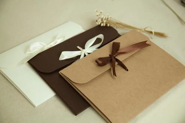 Retail 24*18+0.7cm 10Pcs/Lot Craft Paper Packing Pocket Box Package Kraft Paper Envelope Package Boxes For Handkerchief Tie
Retail 24*18+0.7cm 10Pcs/Lot Craft Paper Packing Pocket Box Package Kraft Paper Envelope Package Boxes For Handkerchief Tie
