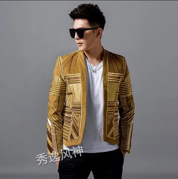 2020 spring and autumn men's new fashion trend suit DJ singer nightclub slim casual jacket suit costume
2020 spring and autumn men's new fashion trend suit DJ singer nightclub slim casual jacket suit costume