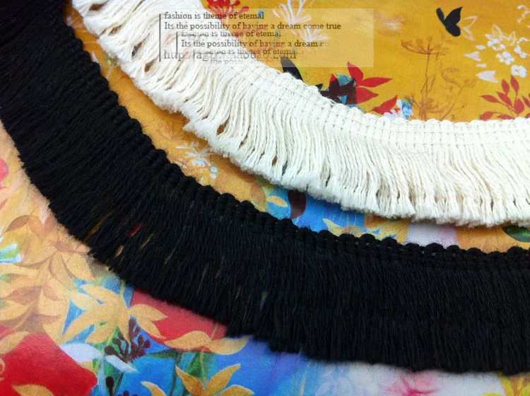 10 yard 1.5cm 0.59" wide ivory/white/black cotton tassels fringe lace trim ribbon ML26F95
10 yard 1.5cm 0.59" wide ivory/white/black cotton tassels fringe lace trim ribbon ML26F95