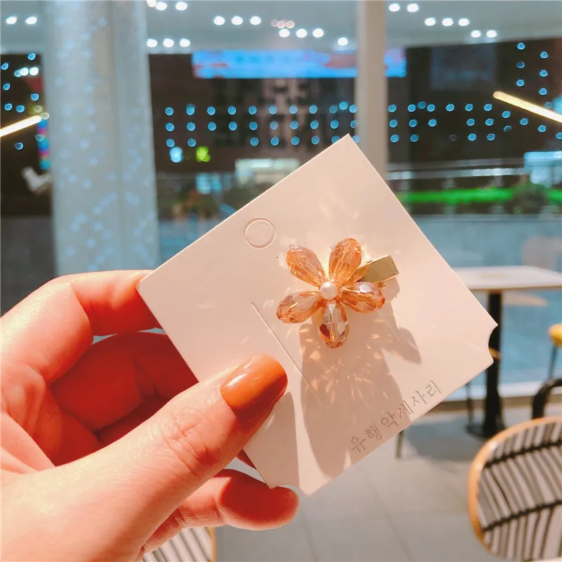 MuHan Simple Crystal Floral Hairpins Temperament Elegant Hair Headwear Hair Clip For Women Sweet Crystal Girls Barrettes Jewelry
MuHan Simple Crystal Floral Hairpins Temperament Elegant Hair Headwear Hair Clip For Women Sweet Crystal Girls Barrettes Jewelry