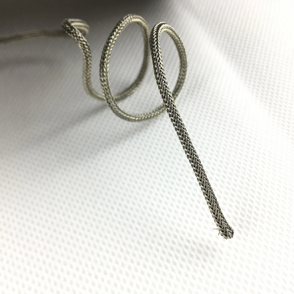 Vintage Braided Shielded Push-Back Cloth Metal Color Wire For Electric Guitar bass per meter ( #0097 ) MADE IN USA
Vintage Braided Shielded Push-Back Cloth Metal Color Wire For Electric Guitar bass per meter ( #0097 ) MADE IN USA