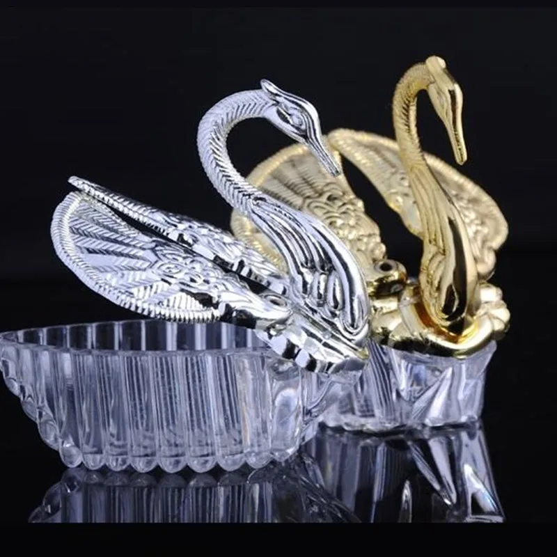 Romantic swan candy box, wedding candy box, creative personality gift box -Sillver and GLOD 24pcs
Romantic swan candy box, wedding candy box, creative personality gift box -Sillver and GLOD 24pcs