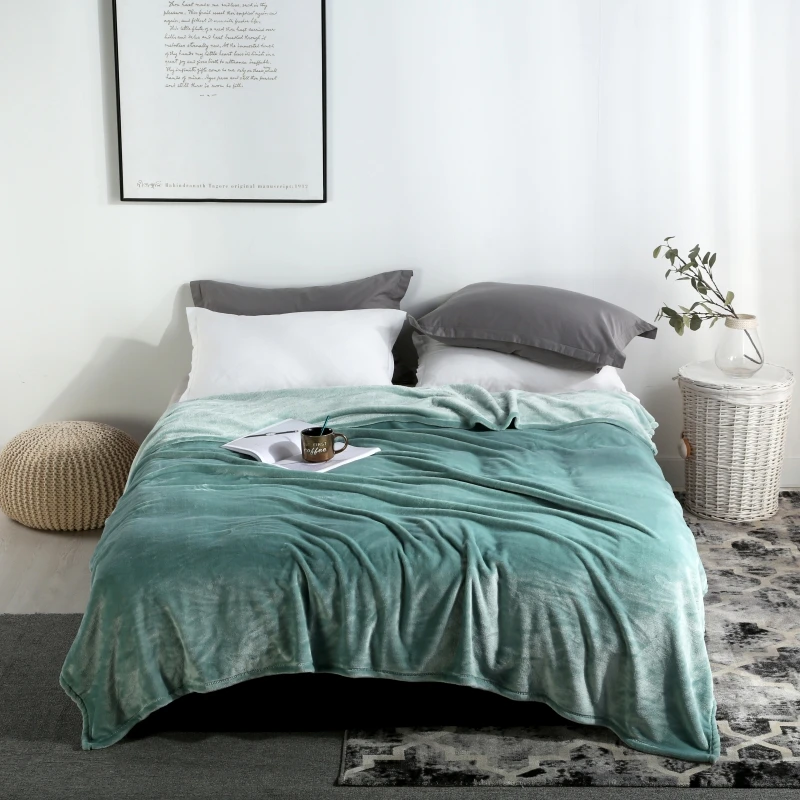 Bean Green Solid Color Thickening Bedspread Blanket 200x230cm Flannel To On For The Sofa/Bed/Car Portable Plaids | Дом и сад