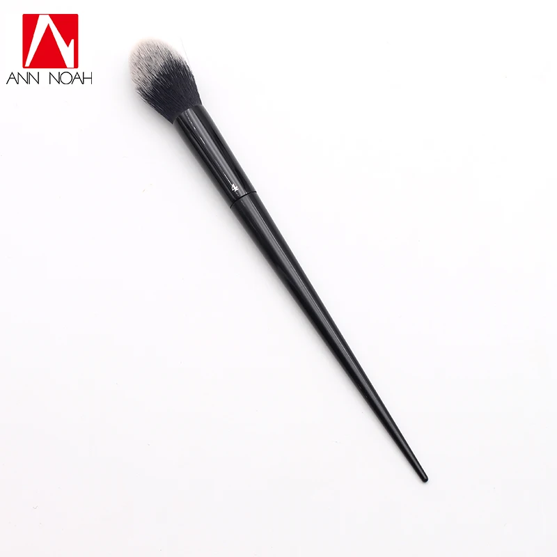 Makeup Tattoo Artist Black Long Sleek Stiletto Handle Fluffy Round Shape 4# Powder Highlight Brush
Makeup Tattoo Artist Black Long Sleek Stiletto Handle Fluffy Round Shape 4# Powder Highlight Brush