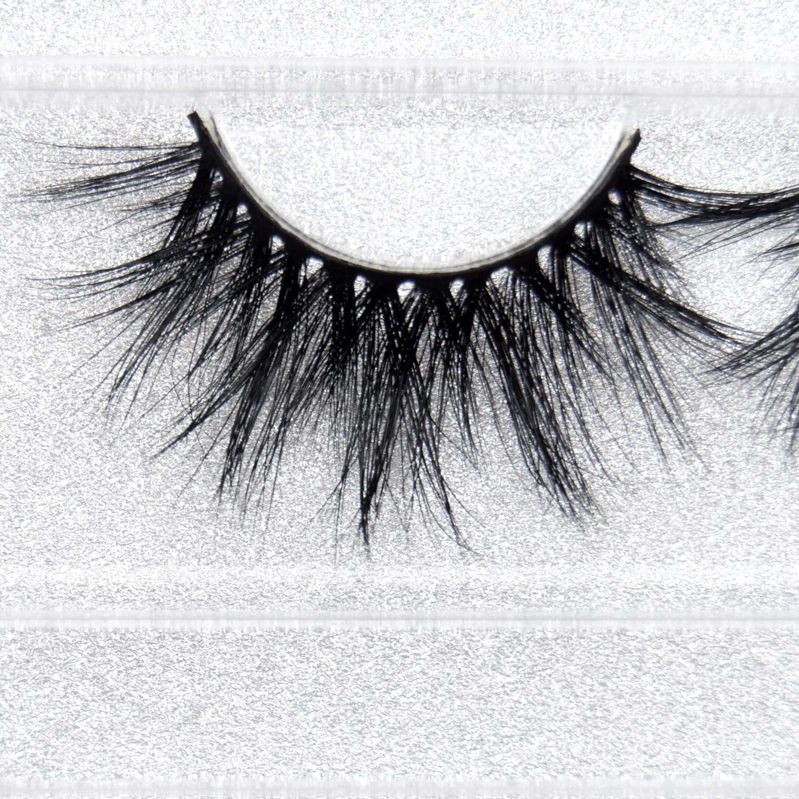 Visofree Mink Lashes Lightweight Criss-crossed Rounded False Eyelashes Handmade 25mm Mink Eyelashes Cruelty-free Lashes E70
Visofree Mink Lashes Lightweight Criss-crossed Rounded False Eyelashes Handmade 25mm Mink Eyelashes Cruelty-free Lashes E70