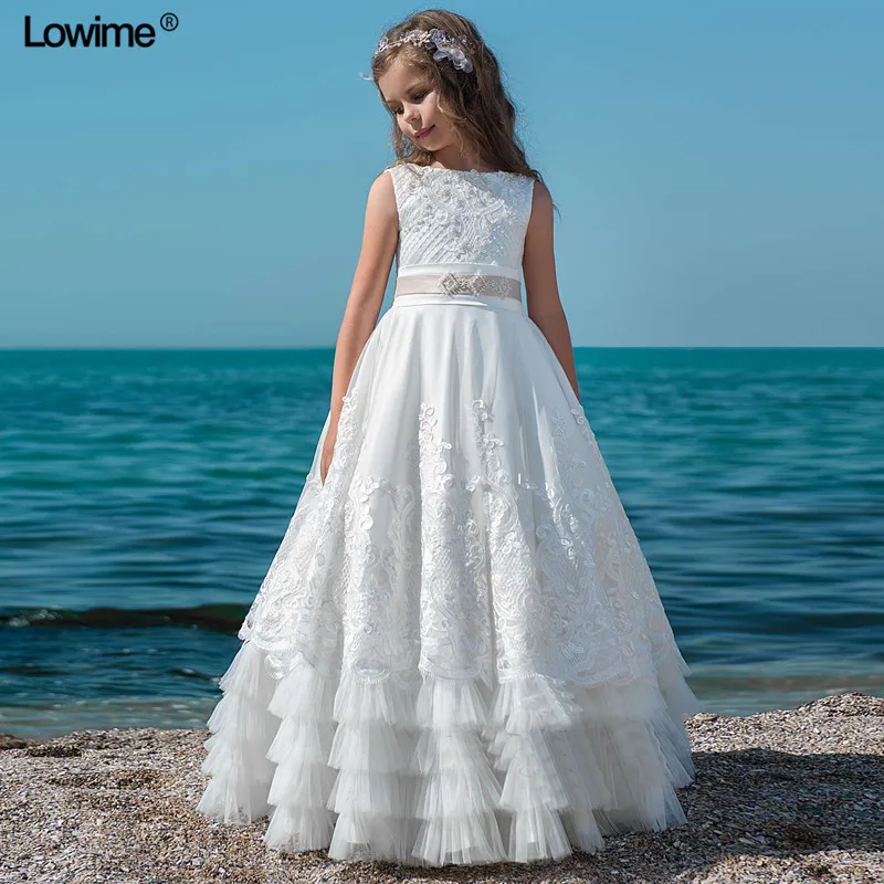 New White Lace Flower Girl Dresses With Pearls Sleeveless First Communion Dresses For Girls Christmas Party Gowns Custom
New White Lace Flower Girl Dresses With Pearls Sleeveless First Communion Dresses For Girls Christmas Party Gowns Custom