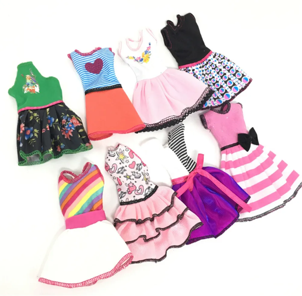 Lowest Price ! 1PC Handmade Fashion Clothes For Doll Play House Dressing Up Costume Kids Toys Gift Random Send
Lowest Price ! 1PC Handmade Fashion Clothes For Doll Play House Dressing Up Costume Kids Toys Gift Random Send