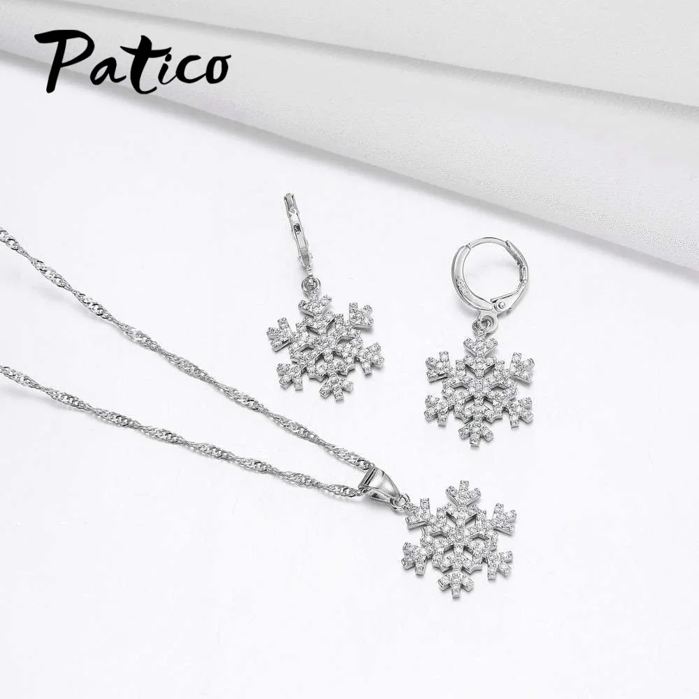 925 Sterling Silver Romantic Snowflake Flower Necklace Earrings Female Wedding Exquisite And Elegant Jewelry Set
925 Sterling Silver Romantic Snowflake Flower Necklace Earrings Female Wedding Exquisite And Elegant Jewelry Set