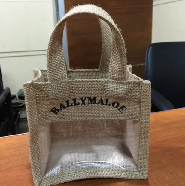 TG090,Free Shipping,100pcs/lot,15X14X9cm,Jute Jar Bag Clear PVC Window,Burlap Bottle Bag,Custom Logo Print and Size Acceptable
TG090,Free Shipping,100pcs/lot,15X14X9cm,Jute Jar Bag Clear PVC Window,Burlap Bottle Bag,Custom Logo Print and Size Acceptable