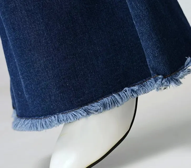 European New arrival spring autumn flare pants women fashion denim jeans casual trousers slim high waist AW248
European New arrival spring autumn flare pants women fashion denim jeans casual trousers slim high waist AW248