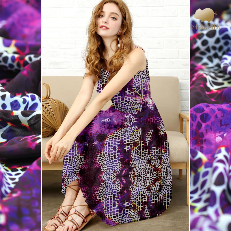 Anti-wrinkle soft silk fabric drape silk double georgette fabric summer breathable leopard print dress shirt silk fabric cloth
Anti-wrinkle soft silk fabric drape silk double georgette fabric summer breathable leopard print dress shirt silk fabric cloth