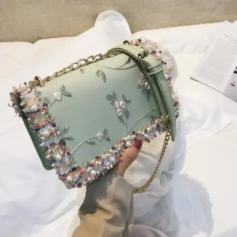 Lace Flowers Women bag New handbag High quality PU Leather Sweet Girl Square bag Flower Pearl Chain Shoulder Messenger Bag
Lace Flowers Women bag New handbag High quality PU Leather Sweet Girl Square bag Flower Pearl Chain Shoulder Messenger Bag