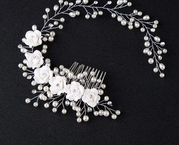 1PCS/lot Women Pearl Flower Hairband Wedding Bride Tiaras woman handmake pearl Jewelry Hair Comb
1PCS/lot Women Pearl Flower Hairband Wedding Bride Tiaras woman handmake pearl Jewelry Hair Comb