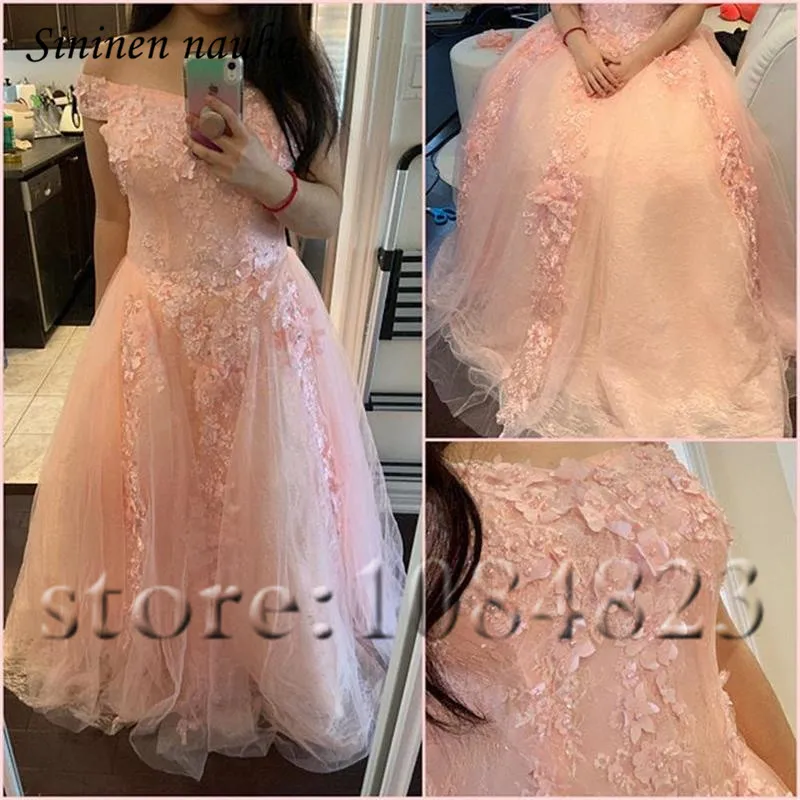 Pink Blush 2019 Quinceanera Prom Dresses with Sleeve Off The Shoulder Lace Ball Gown Vestidos De 15 Anos Sweet 16 Dresses 363
Pink Blush 2019 Quinceanera Prom Dresses with Sleeve Off The Shoulder Lace Ball Gown Vestidos De 15 Anos Sweet 16 Dresses 363