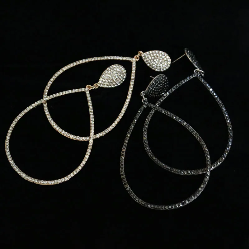 Fashion white or black Circle geometric stud earrings tassel long exaggerated earrings for banquet wedding earrings
Fashion white or black Circle geometric stud earrings tassel long exaggerated earrings for banquet wedding earrings