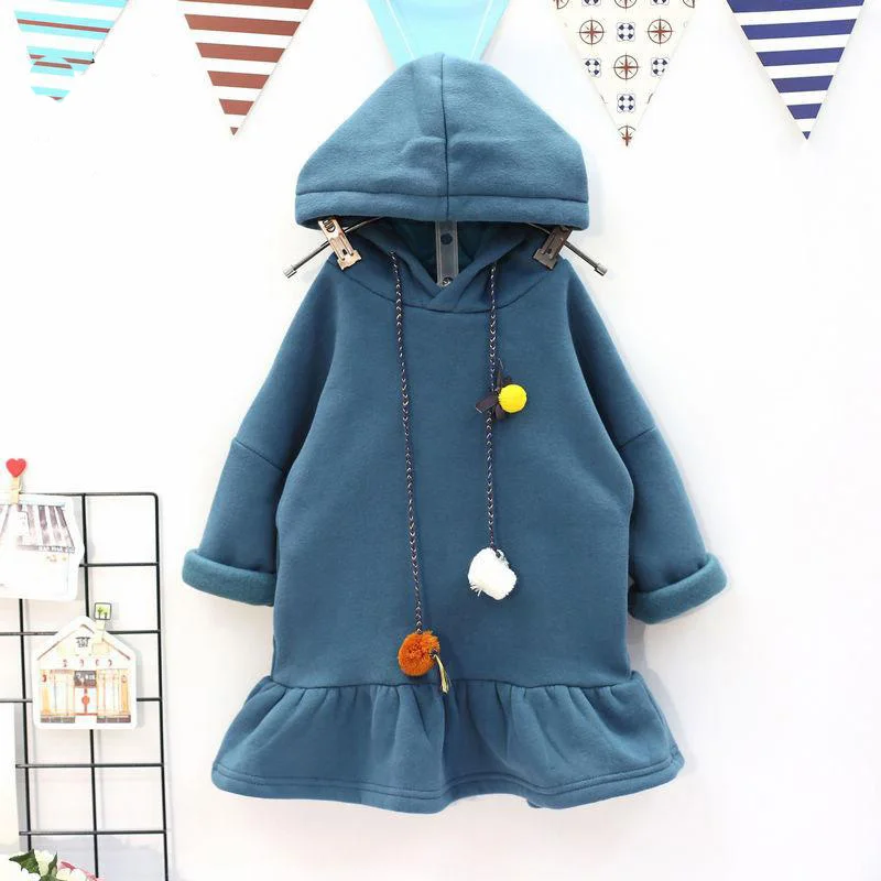 Children's wear 2021 children's casual long-sleeved hooded dress autumn and winter new girls hair ball plus velvet dress
Children's wear 2021 children's casual long-sleeved hooded dress autumn and winter new girls hair ball plus velvet dress
