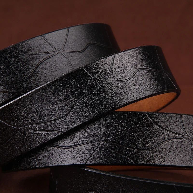 Ms designer belt embossing with high quality needle line Woman belt pure color denim belt buckles leather skirt free shipping
Ms designer belt embossing with high quality needle line Woman belt pure color denim belt buckles leather skirt free shipping
