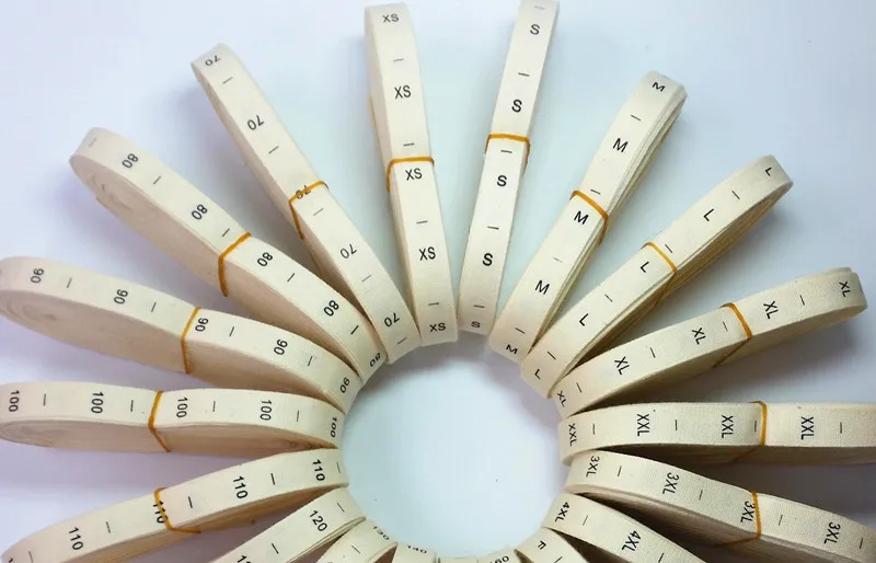 Wholesale 200pcs/roll stocked garment size labels clothing tags number tags printed size tags COTTON size label
Wholesale 200pcs/roll stocked garment size labels clothing tags number tags printed size tags COTTON size label