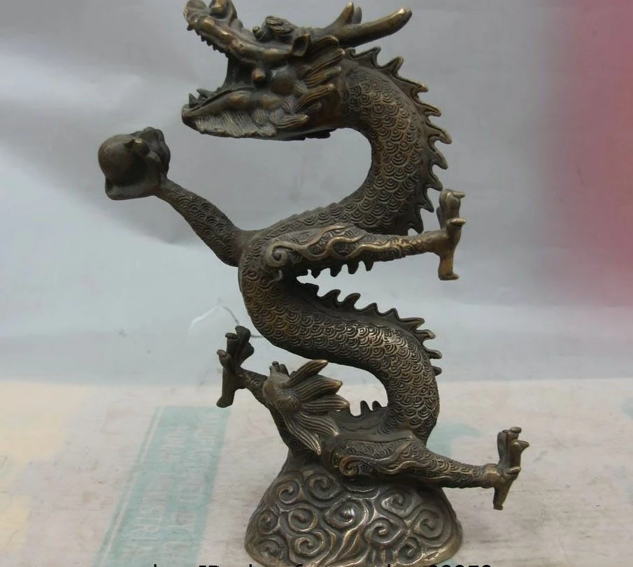China Royal Bronze Copper Fengshui Auspicious Zodiac God Dragon Hold Bead Statue
China Royal Bronze Copper Fengshui Auspicious Zodiac God Dragon Hold Bead Statue