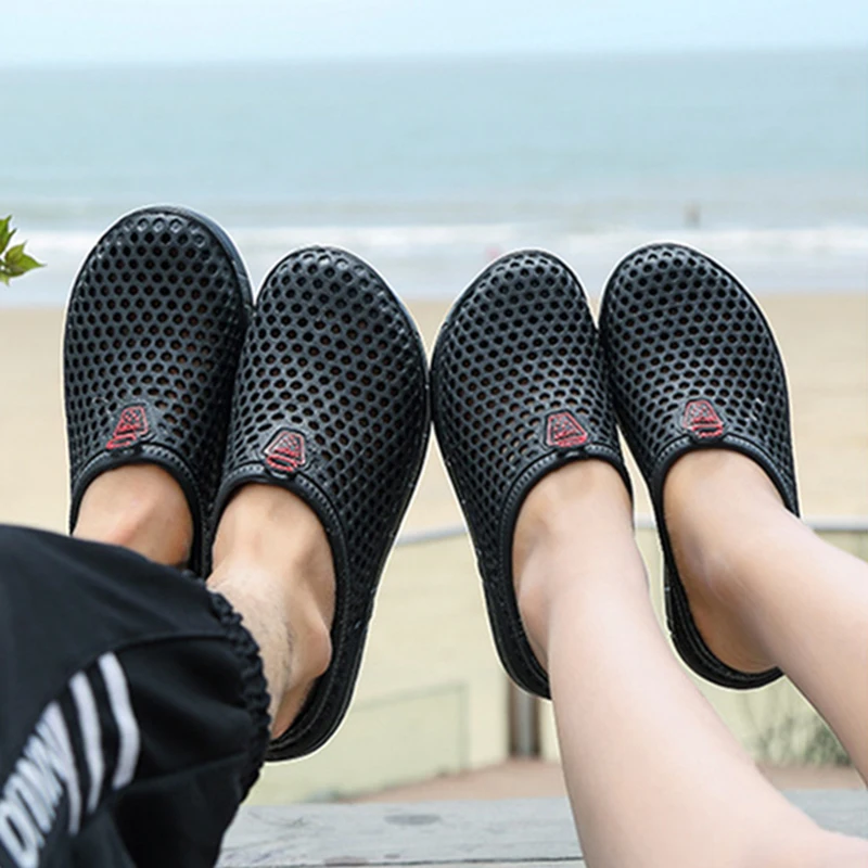 2019 Summer Shoes Men Sandals Breathable Beach Flip Flops Slip On Mens Slippers Mesh Lighted Unisex Shoes
2019 Summer Shoes Men Sandals Breathable Beach Flip Flops Slip On Mens Slippers Mesh Lighted Unisex Shoes