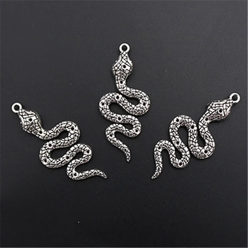 4pcs Silver Plated Snake Pendants Fashion Necklace Keychain DIY Metal Jewelry Handmade Accessories A149
4pcs Silver Plated Snake Pendants Fashion Necklace Keychain DIY Metal Jewelry Handmade Accessories A149
