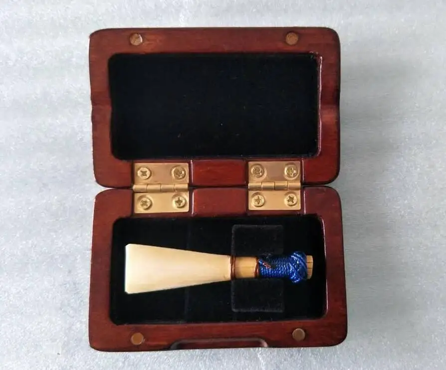 Beautiful Wooden Bassoon reed case hold 1pc reeds Strong
Beautiful Wooden Bassoon reed case hold 1pc reeds Strong