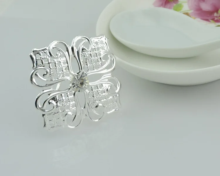 100pcs/lot Hotel KTV furnishings metal hollow napkin ring napkin buckle scarf circle
100pcs/lot Hotel KTV furnishings metal hollow napkin ring napkin buckle scarf circle